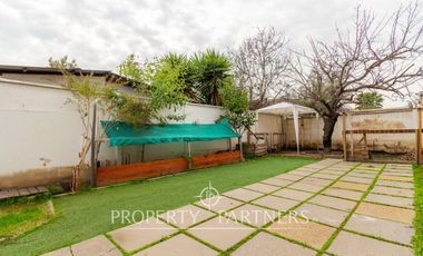 Gran casa 328 m2 en Jorge González! Macul