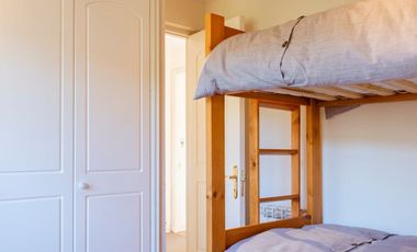 Se arrienda hermoso departamento en primer piso duplex Condominio la Puntilla.