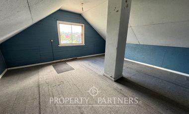 Se vende casa con gran terreno