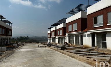 VENTA DE CASA EN VIVE LAGO