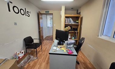 Casa en venta con uso de suelo para oficinas en Narvarte