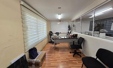 Casa en venta con uso de suelo para oficinas en Narvarte