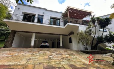 Casa-Finca en Venta Ubicado en Medellín Codigo 2341