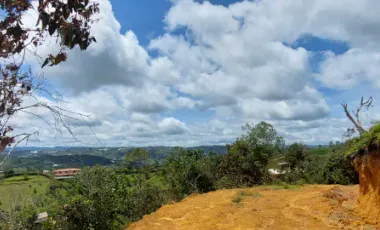 Se vende en vereda la milagrosa,marinilla