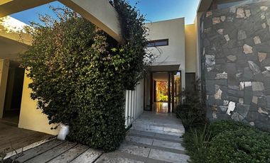 Maravillosa casa en Hacienda de Chicureo