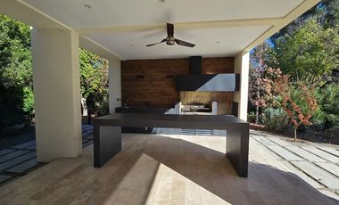 Maravillosa casa en Hacienda de Chicureo