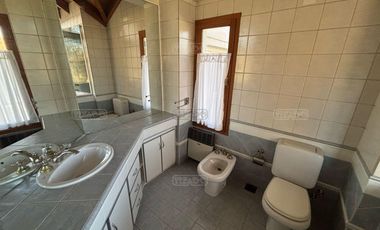 Casa en Venta en Neuquen Capital, Neuquén, Patagonia, Argentina