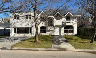 Casa en Venta en Neuquen Capital, Neuquén, Patagonia, Argentina