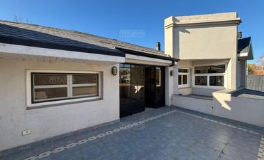 Casa en Venta en Neuquen Capital, Neuquén, Patagonia, Argentina