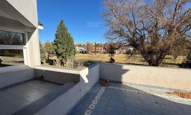 Casa en Venta en Neuquen Capital, Neuquén, Patagonia, Argentina