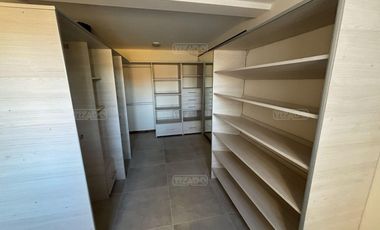 Casa en Venta en Neuquen Capital, Neuquén, Patagonia, Argentina