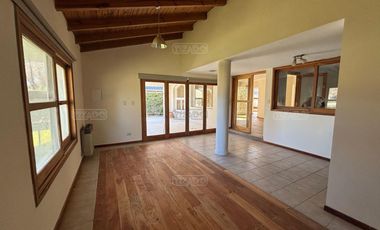 Casa en Venta en Neuquen Capital, Neuquén, Patagonia, Argentina