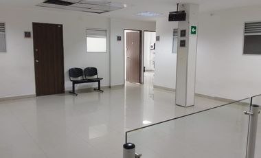 🏡 CASA COMERCIAL EN ARRIENDO UBICADA EN MEDELLÍN SECTOR LAURELES