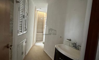 Casa EN VENTA en Fracc. Exclusivo Pedregal II en San Luis Potosí