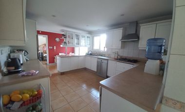 CASA 4D+SS CON OFICINA INDEPENDIENTE P ROJA CHICUREO