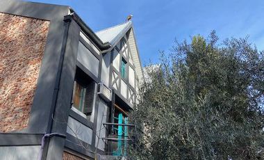 Alberdi 764 - Casa en  el corazón de olivos
