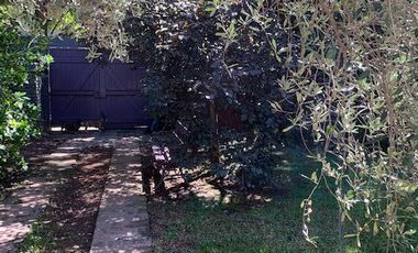 Alberdi 764 - Casa en  el corazón de olivos