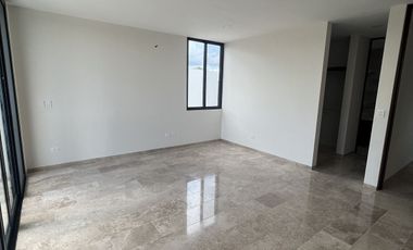 Casa en Venta en Mérida, Varena, Cholul  ( L. 4 y 20)