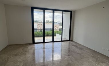 Casa en Venta en Mérida, Varena, Cholul  ( L.21)