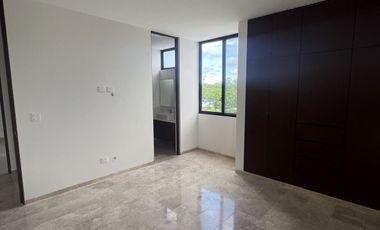 Casa en Venta en Mérida, Varena, Cholul  ( L.21)