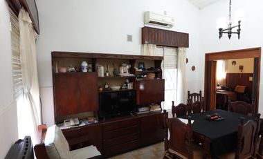 Casa en Turdera con 2 dormitorios - APTA CRÉDITO
