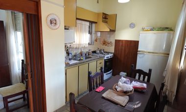 Casa en Turdera con 2 dormitorios - APTA CRÉDITO