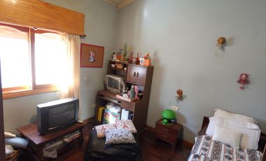 Casa en Turdera con 2 dormitorios - APTA CRÉDITO