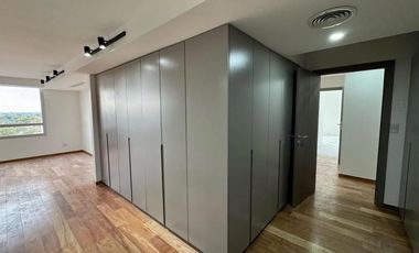 Piso 4 ambientes de CATEGORÍA