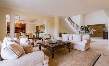 EN VENTA Casa en Bosques de las Lomas