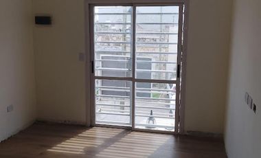 Departamento en venta - 1 Dormitorio 1 Baño - Morón