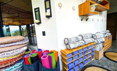 CASA EN VENTA EN VALLE DE BRAVO - RETREAT CENTER-VALLE IRIS