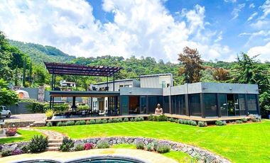 CASA EN VENTA EN VALLE DE BRAVO - RETREAT CENTER-VALLE IRIS