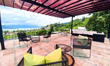 CASA EN VENTA EN VALLE DE BRAVO - RETREAT CENTER-VALLE IRIS