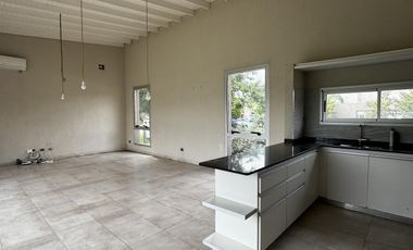 ALQUILER Casa en Fincas de Hudson