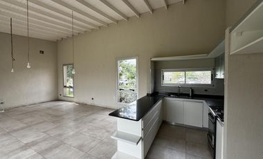 ALQUILER Casa en Fincas de Hudson