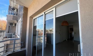 VENTA DEPTO 2 AMBIENTES AL FRENTE CON COCHERA - LOMAS DE ZAMORA