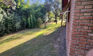 Casa de Una Planta 2119 m2 de terreno, 4 dormitorios Las Delicias