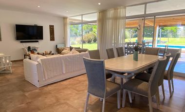 Casa en venta en Barrio Golf 1, Costa Esmeralda
