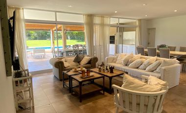 Casa en venta en Barrio Golf 1, Costa Esmeralda