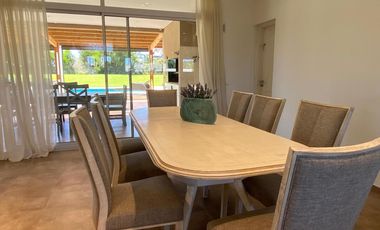 Casa en venta en Barrio Golf 1, Costa Esmeralda