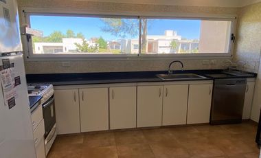 Casa en venta en Barrio Golf 1, Costa Esmeralda