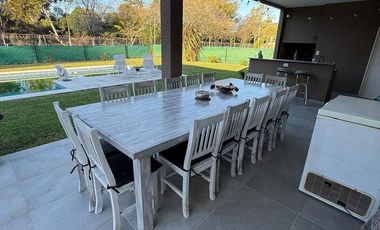 Casa 4 ambientes con pileta en alquiler - Guillermo E Hudson