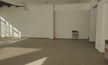 Aquiler Local Comercial 493 m2 - Godoy al 500 - Neuquén Capital