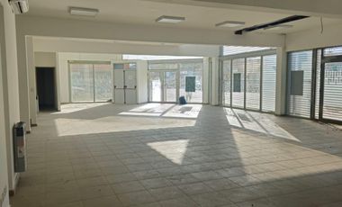 Aquiler Local Comercial 493 m2 - Godoy al 500 - Neuquén Capital
