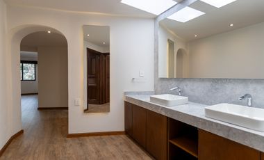 JARDINES DEL PEDREGAL CASA EN CONDOMINIO