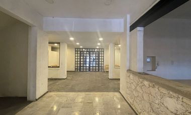 Edificio en Venta 1,183 m2 en el Centro de Tequisquiapan