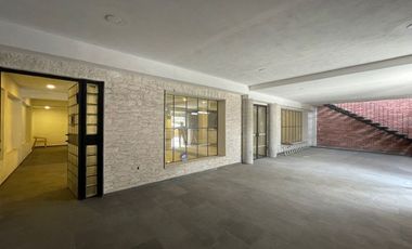 Edificio en Venta 1,183 m2 en el Centro de Tequisquiapan