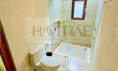 Casa Magnifica con Jardín  en Tenis San Francisco