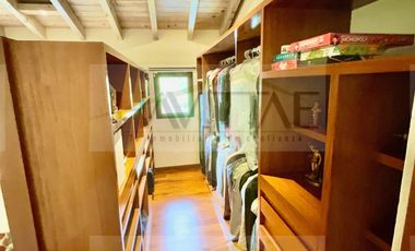 Casa Magnifica con Jardín  en Tenis San Francisco