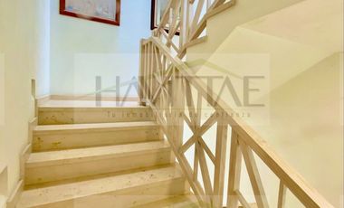 Casa Magnifica con Jardín  en Tenis San Francisco